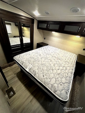 2022 Shasta Phoenix 367BH RV Photo 2