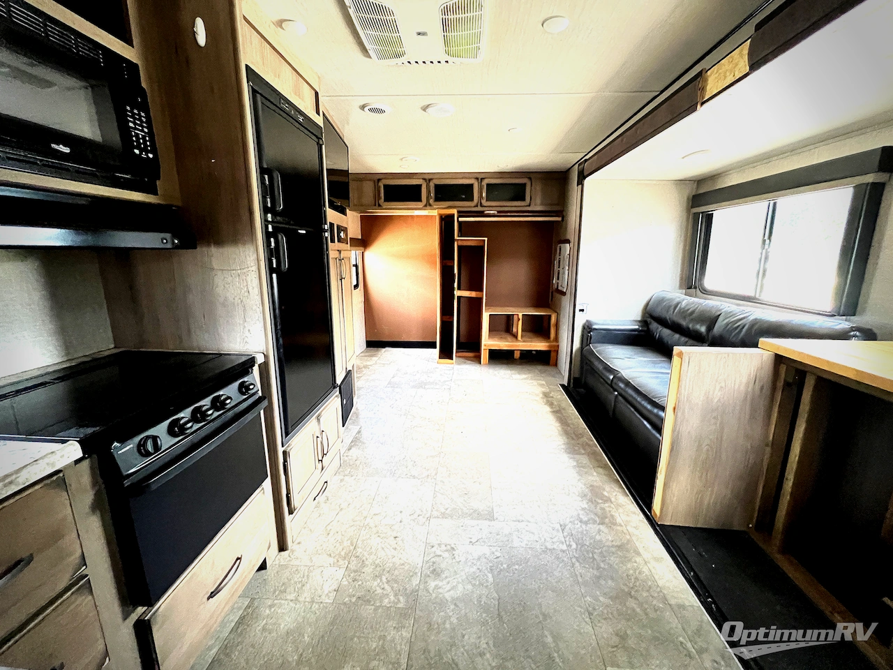 2019 Grand Design Transcend 26RLS Photo 4