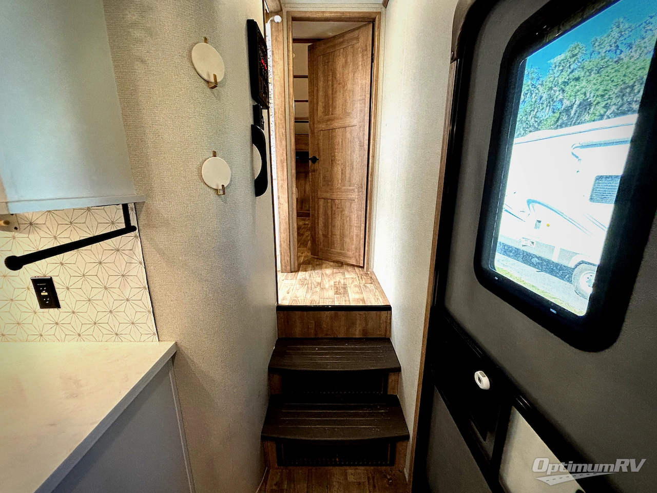 2021 Keystone Arcadia 3660RL Photo 7