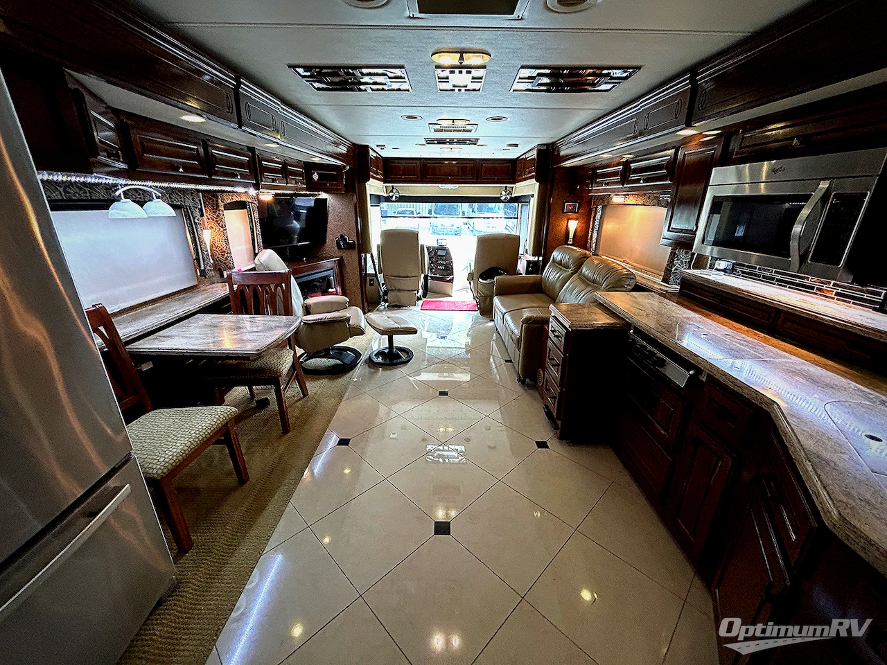 2014 Forest River Berkshire 390FL Photo 8