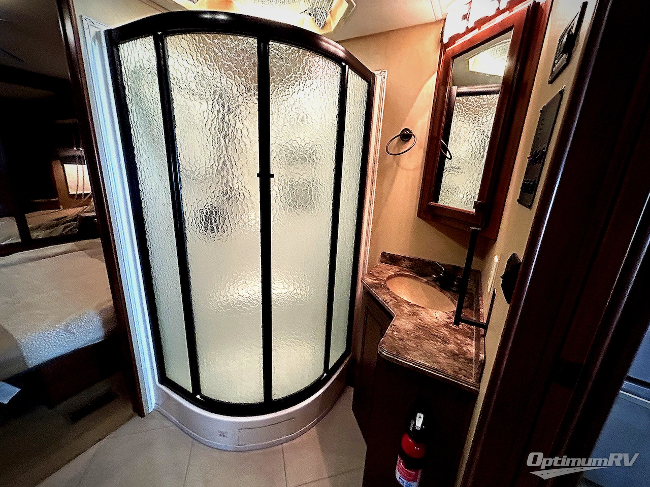 2014 Forest River Berkshire 390FL Photo 15