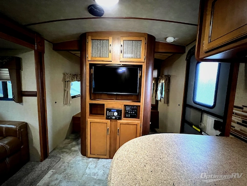 2017 CrossRoads Sunset Trail Super Lite ST250RB RV Photo 2