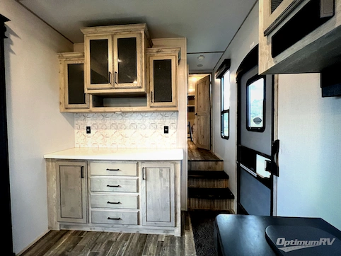 2023 Keystone Avalanche 295RK RV Photo 3