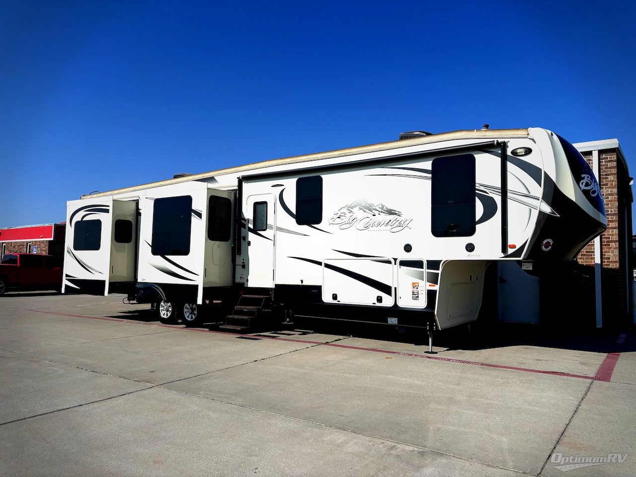 2016 Heartland Big Country 4010RD Photo 1
