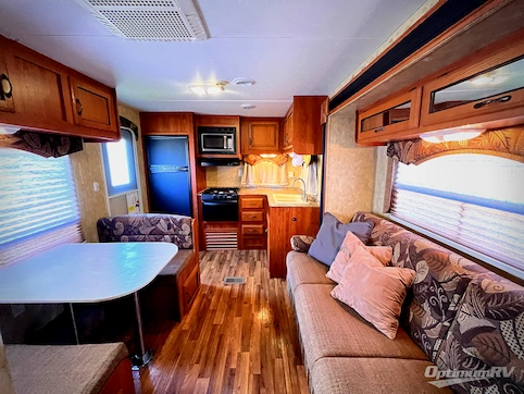 2012 Coachmen Catalina 25RKS RV Photo 3