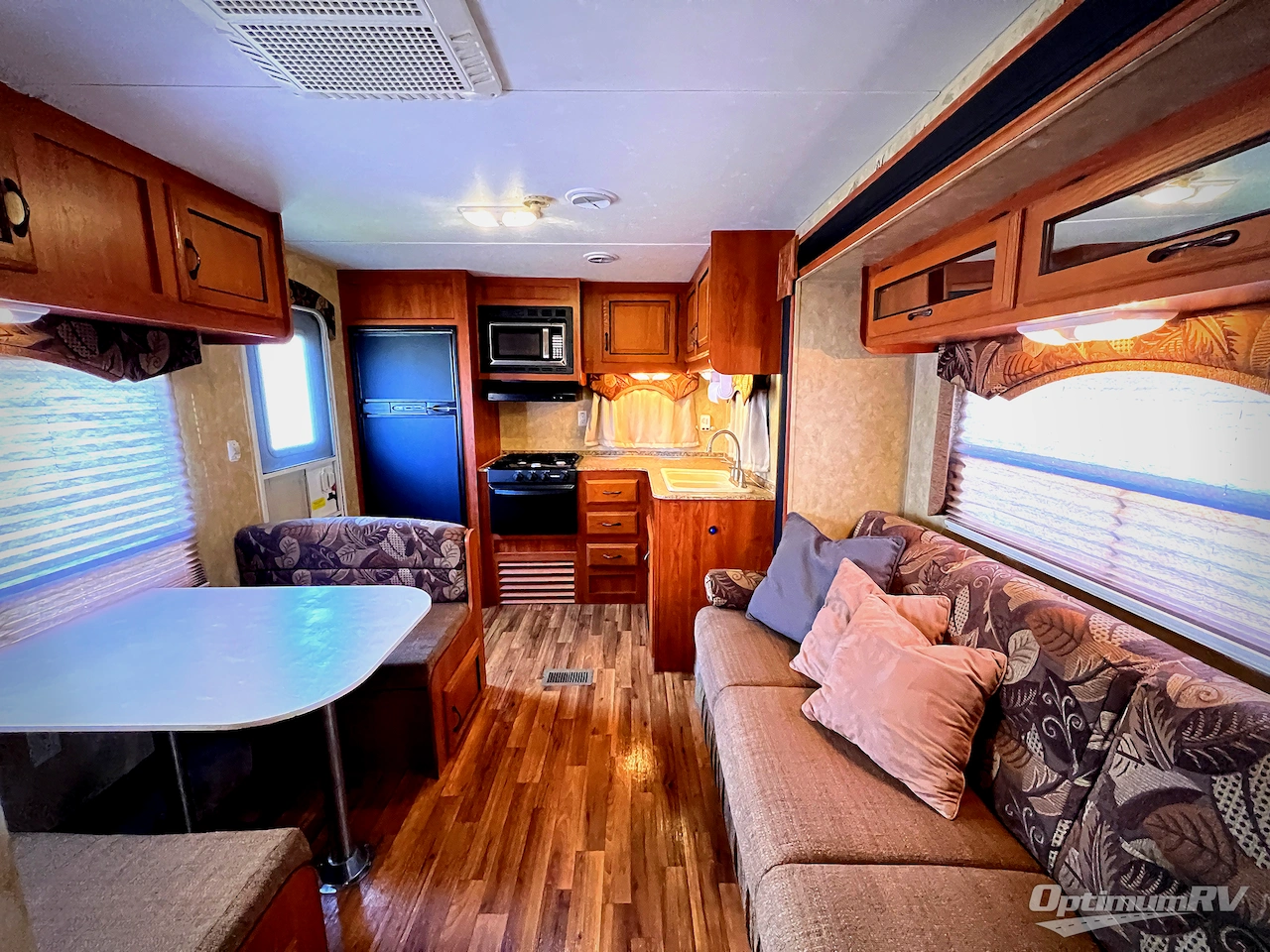 2012 Coachmen Catalina 25RKS Photo 7