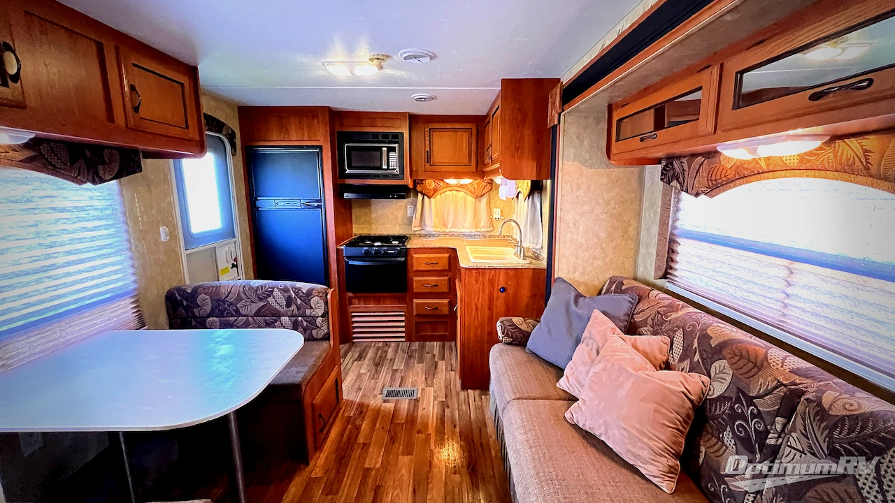 2012 Coachmen Catalina 25RKS Photo 11