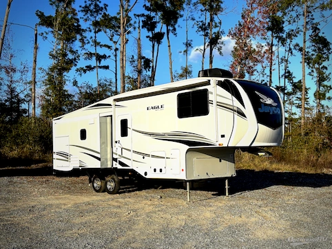 2022 Jayco Eagle HT 28.5 RSTS RV Photo 4