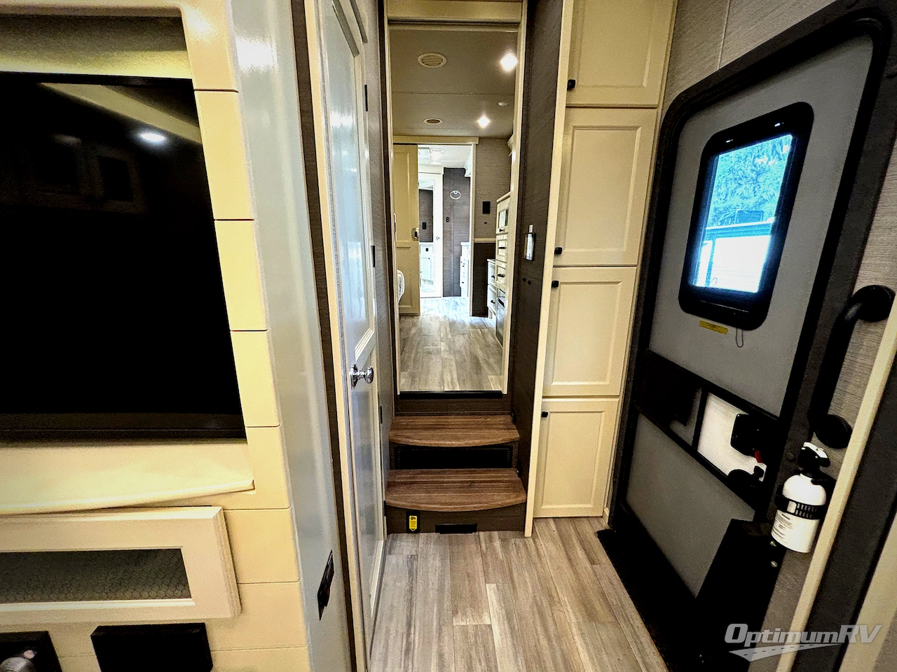 2022 VanLeigh Beacon 41LKB Photo 7