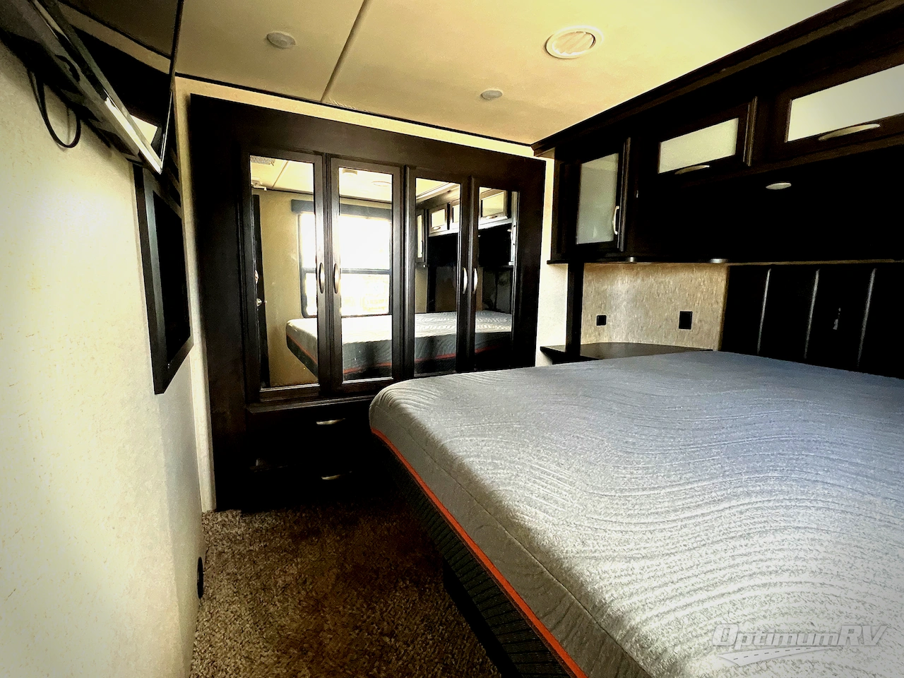 2016 Grand Design Momentum M-Class 350M Photo 18