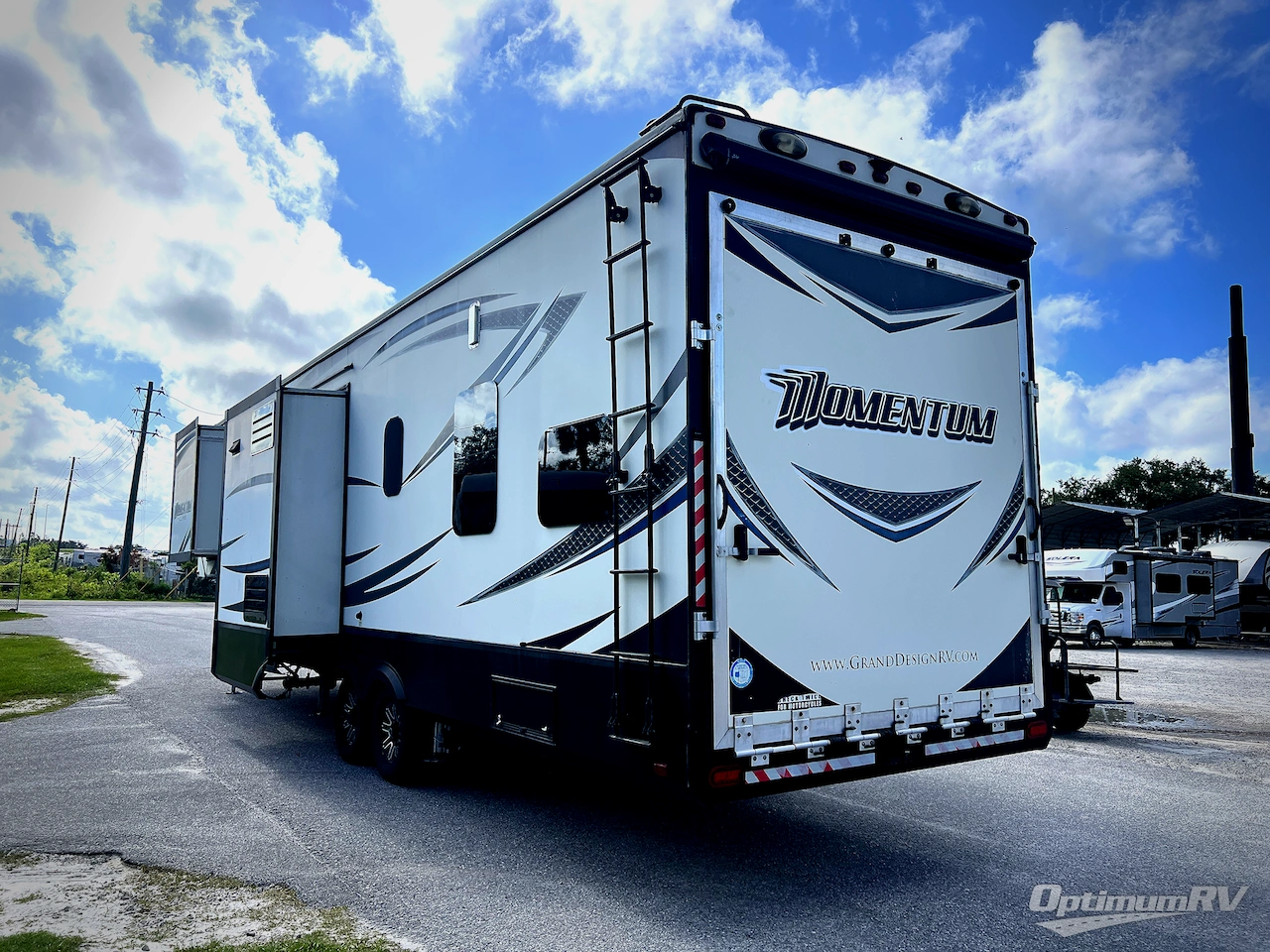 2016 Grand Design Momentum M-Class 350M Photo 2