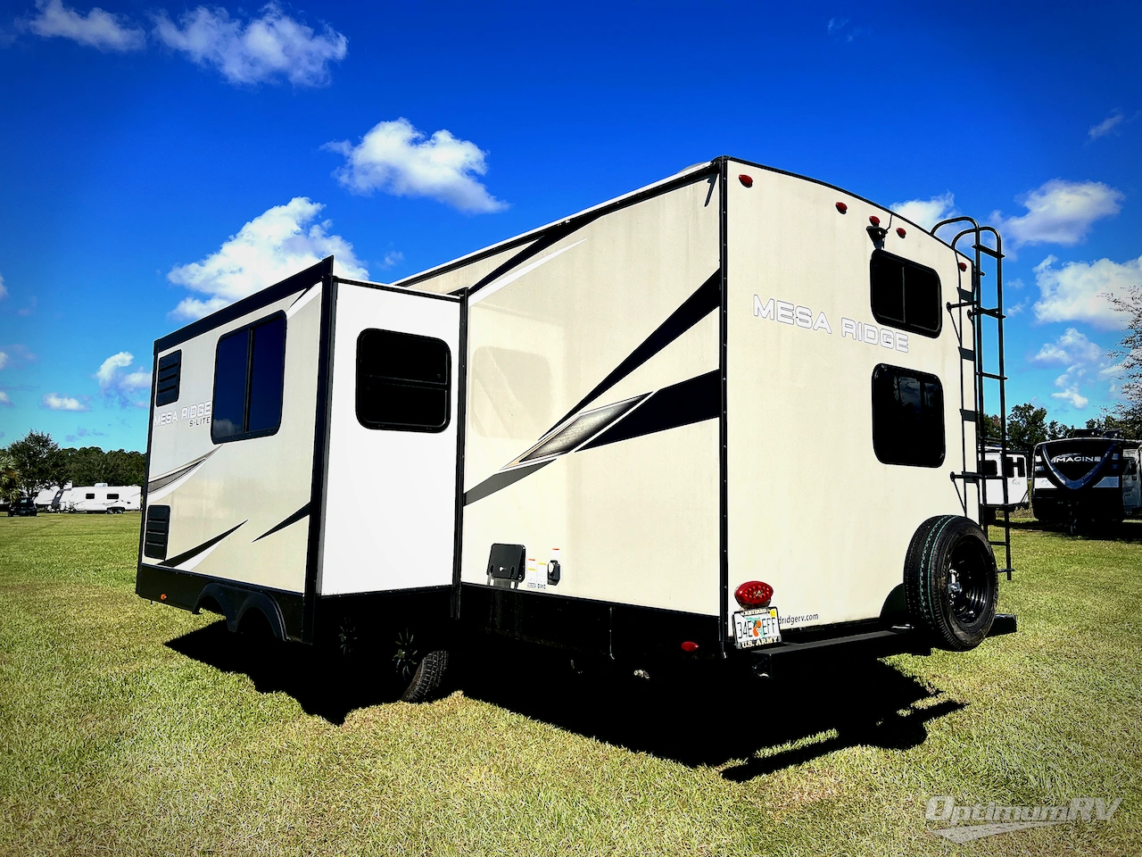 2022 Highland Ridge Mesa Ridge S-Lite ML241BH Photo 2