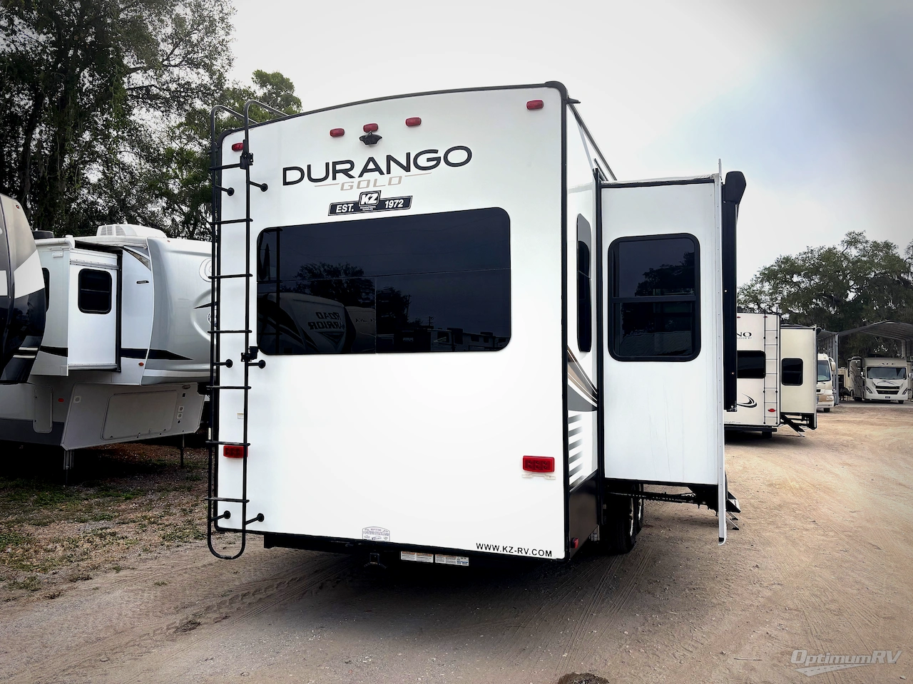 2022 KZ Durango Gold G356RLQ Photo 2