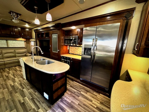 2015 Grand Design Solitude 369RL RV Photo 4