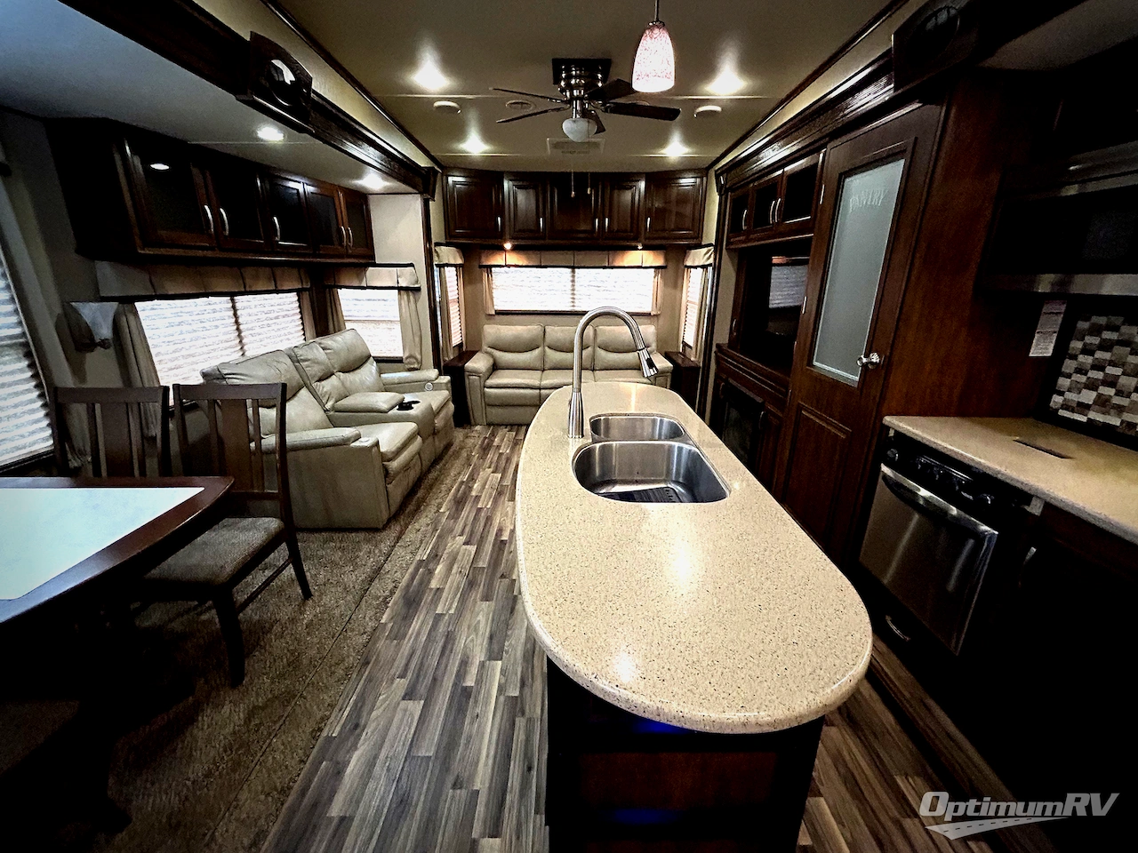2015 Grand Design Solitude 369RL Photo 4