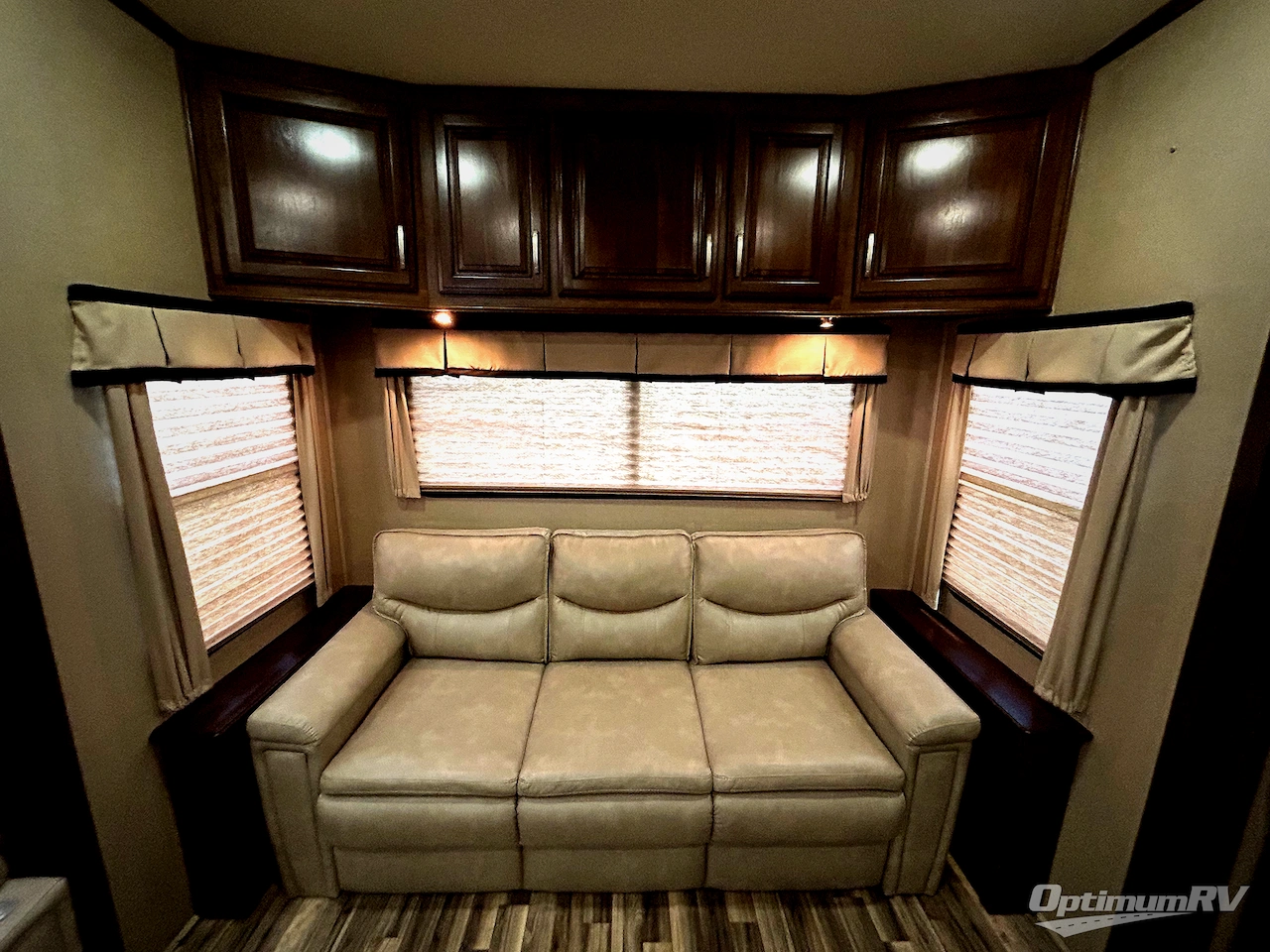2015 Grand Design Solitude 369RL Photo 18