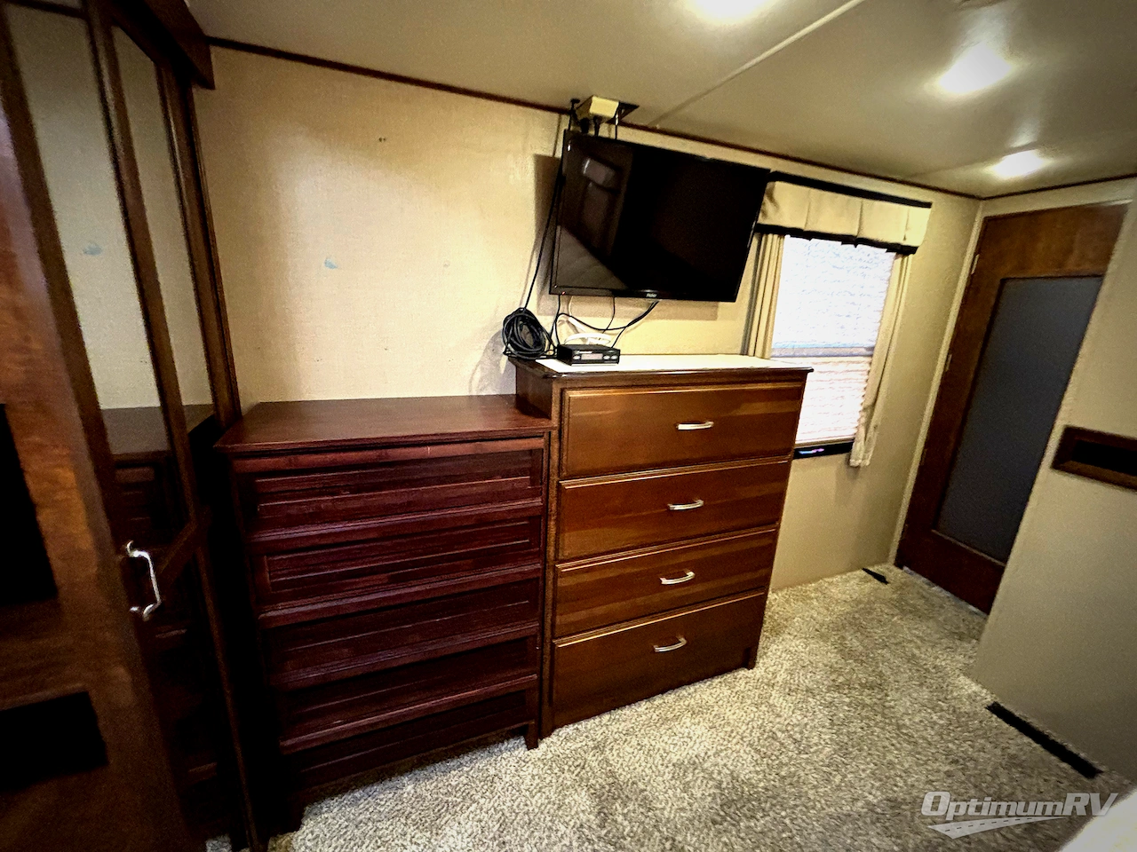 2015 Grand Design Solitude 369RL Photo 12