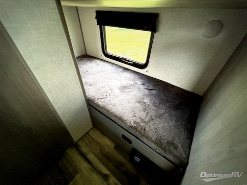 2023 Dutchmen Coleman 17B RV Photo 4