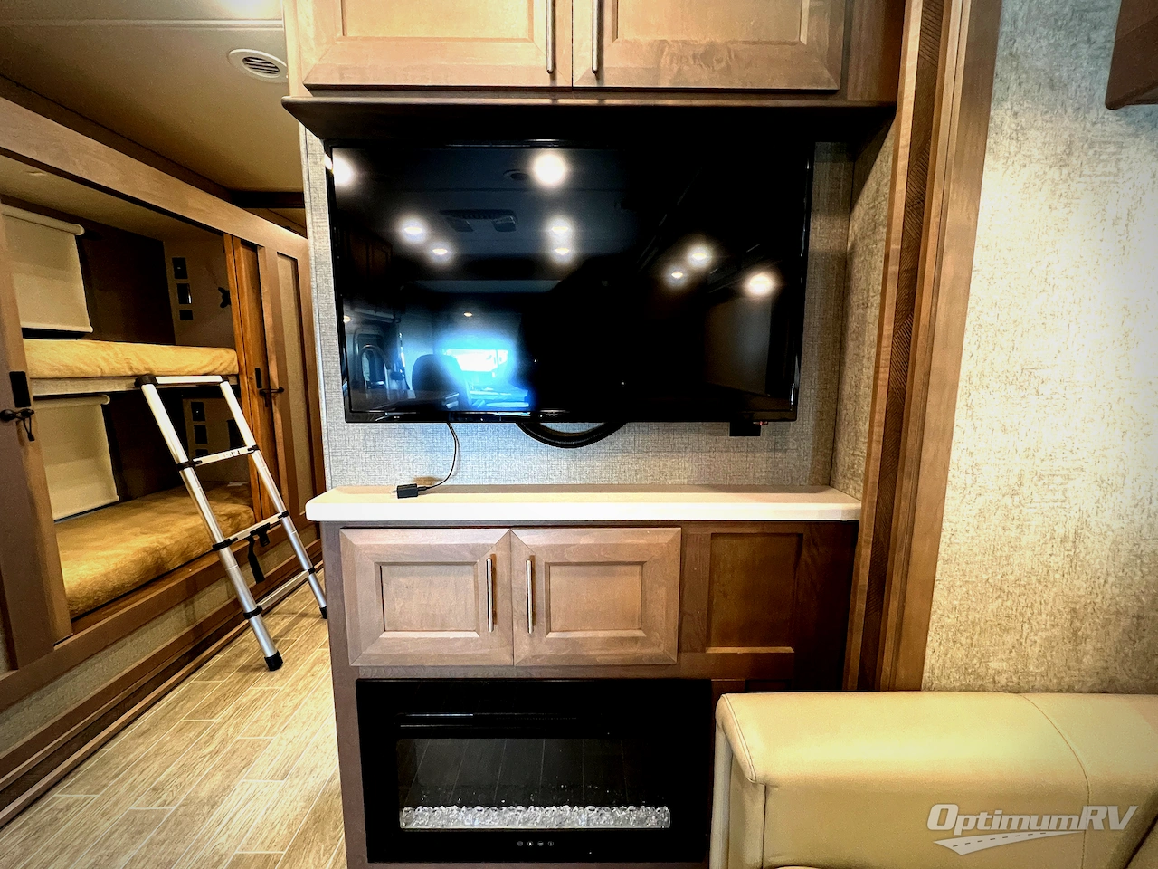 2022 Thor Miramar 37.1 Photo 23