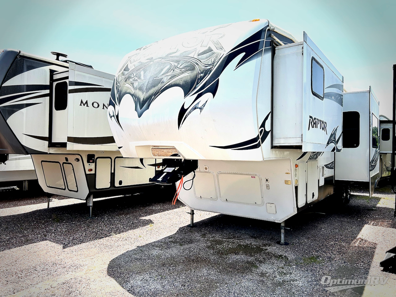 2013 Keystone Raptor 310TS Photo 4