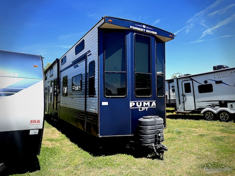 Used 2025 Palomino Puma Destination 402LFT Featured Photo