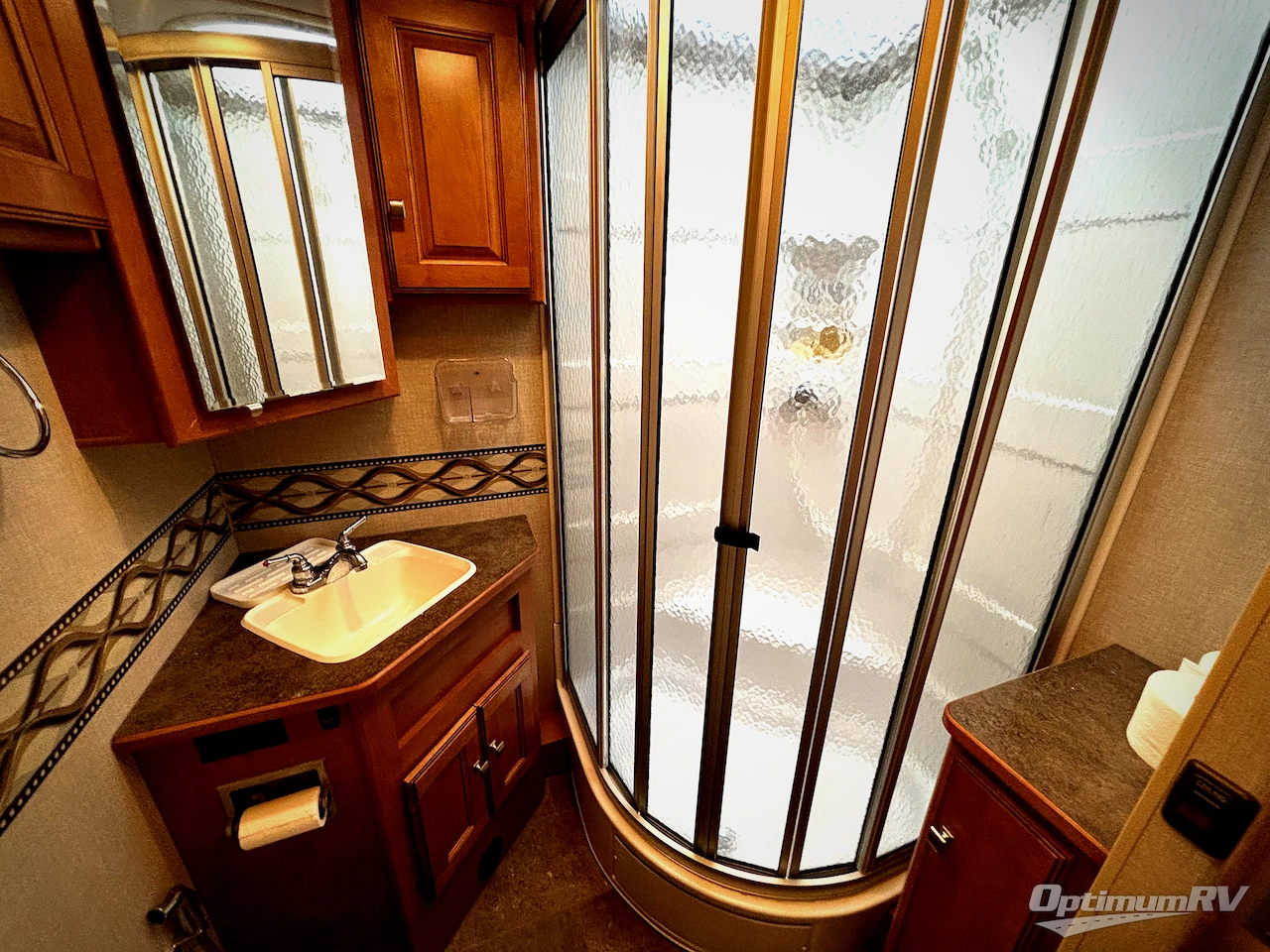 2014 Winnebago Vista 35F Photo 14