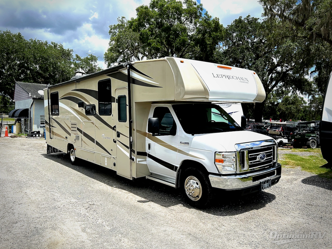 2019 Coachmen Leprechaun 319MB Ford 450 Photo 1