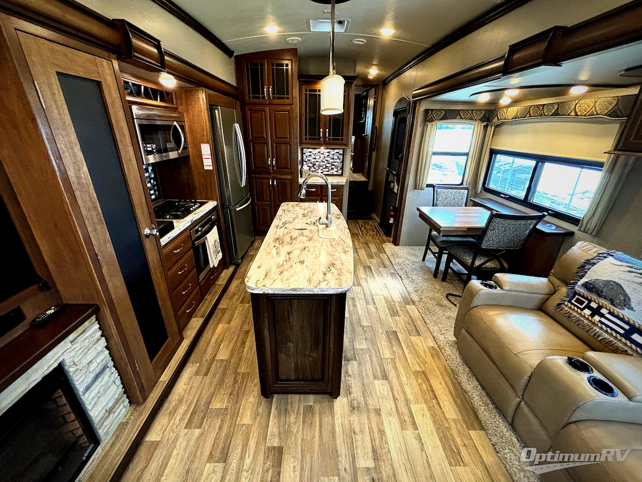 2017 Keystone Montana 3921 FB Photo 10