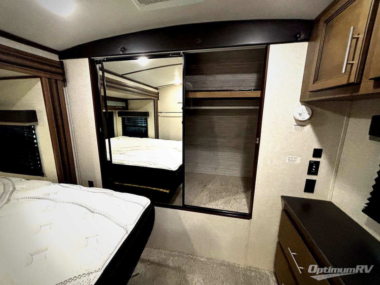 2020 Keystone Cougar Half-Ton 29RLD Photo 9