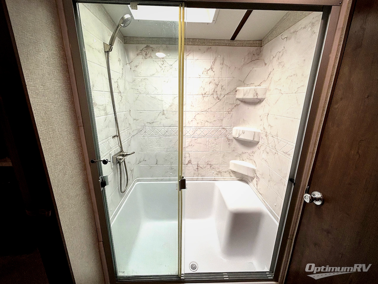 2020 Keystone Cougar Half-Ton 29RLD Photo 12