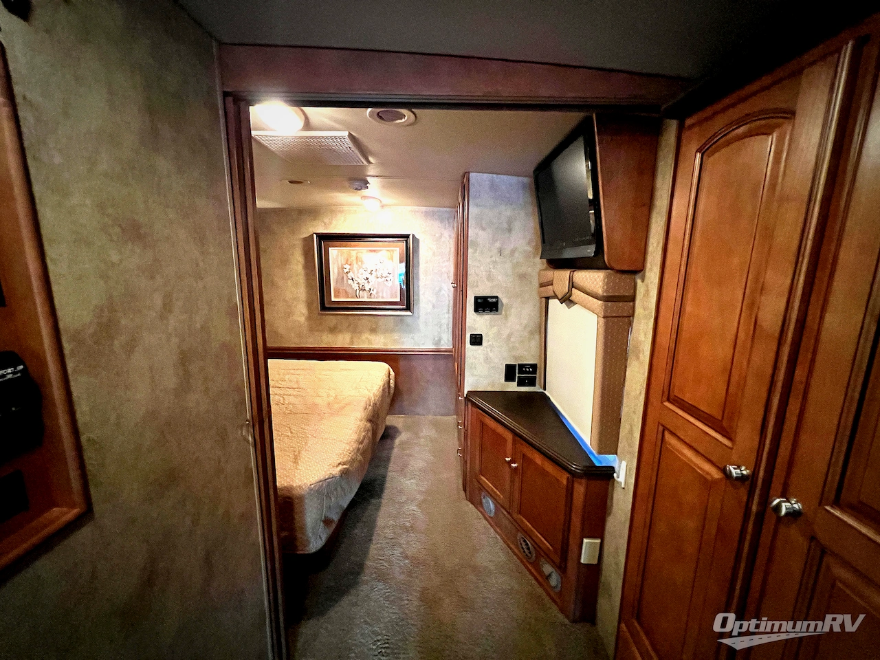 2012 Winnebago Sightseer 33C Photo 21