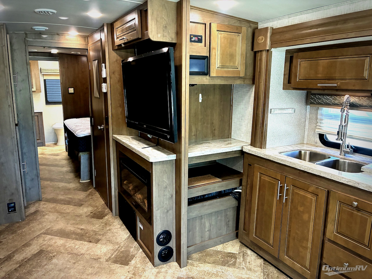 2019 Forest River Georgetown 5 Series 34H5 Photo 5