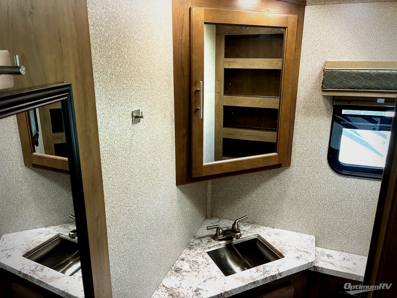 2019 Forest River Georgetown 5 Series 34H5 Photo 24