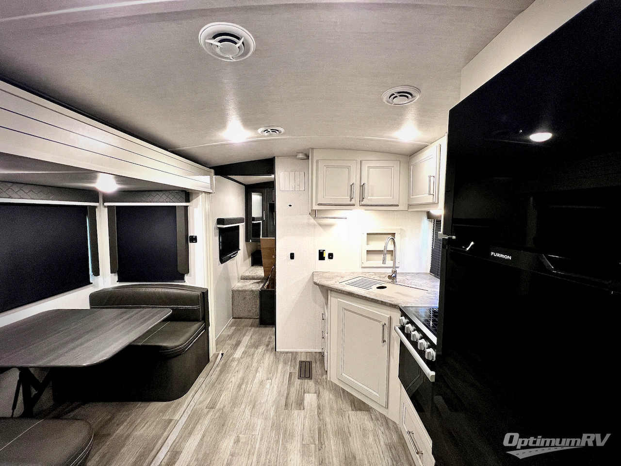 2024 Keystone Cougar Half-Ton 26RBS Photo 4