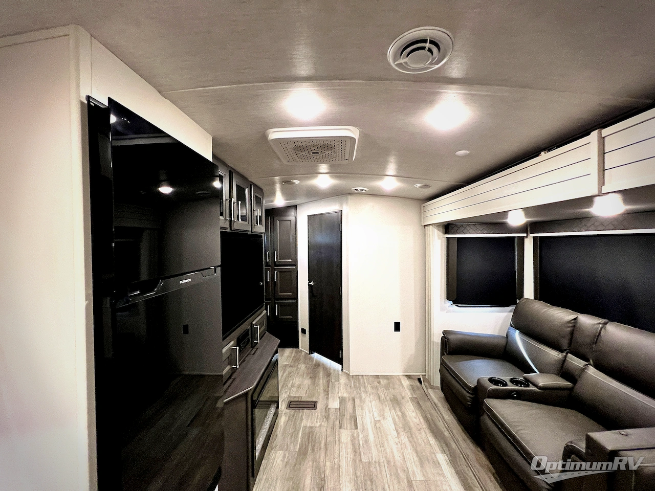 2024 Keystone Cougar Half-Ton 26RBS Photo 5