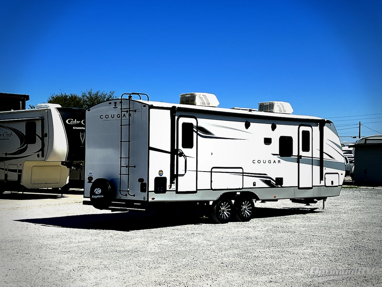 2024 Keystone Cougar Half-Ton 26RBS Photo 2