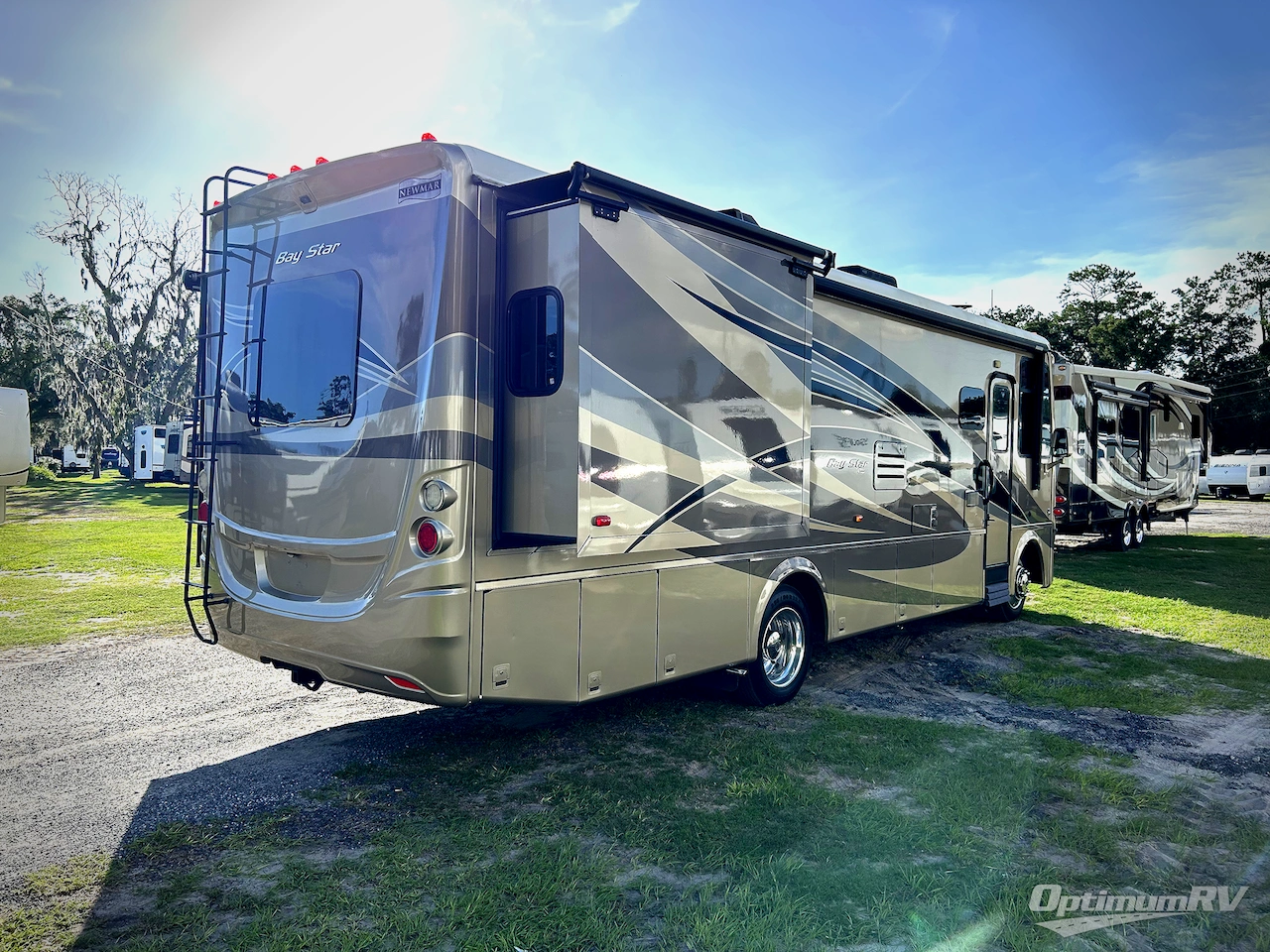 2016 Newmar Bay Star 3124 Photo 2