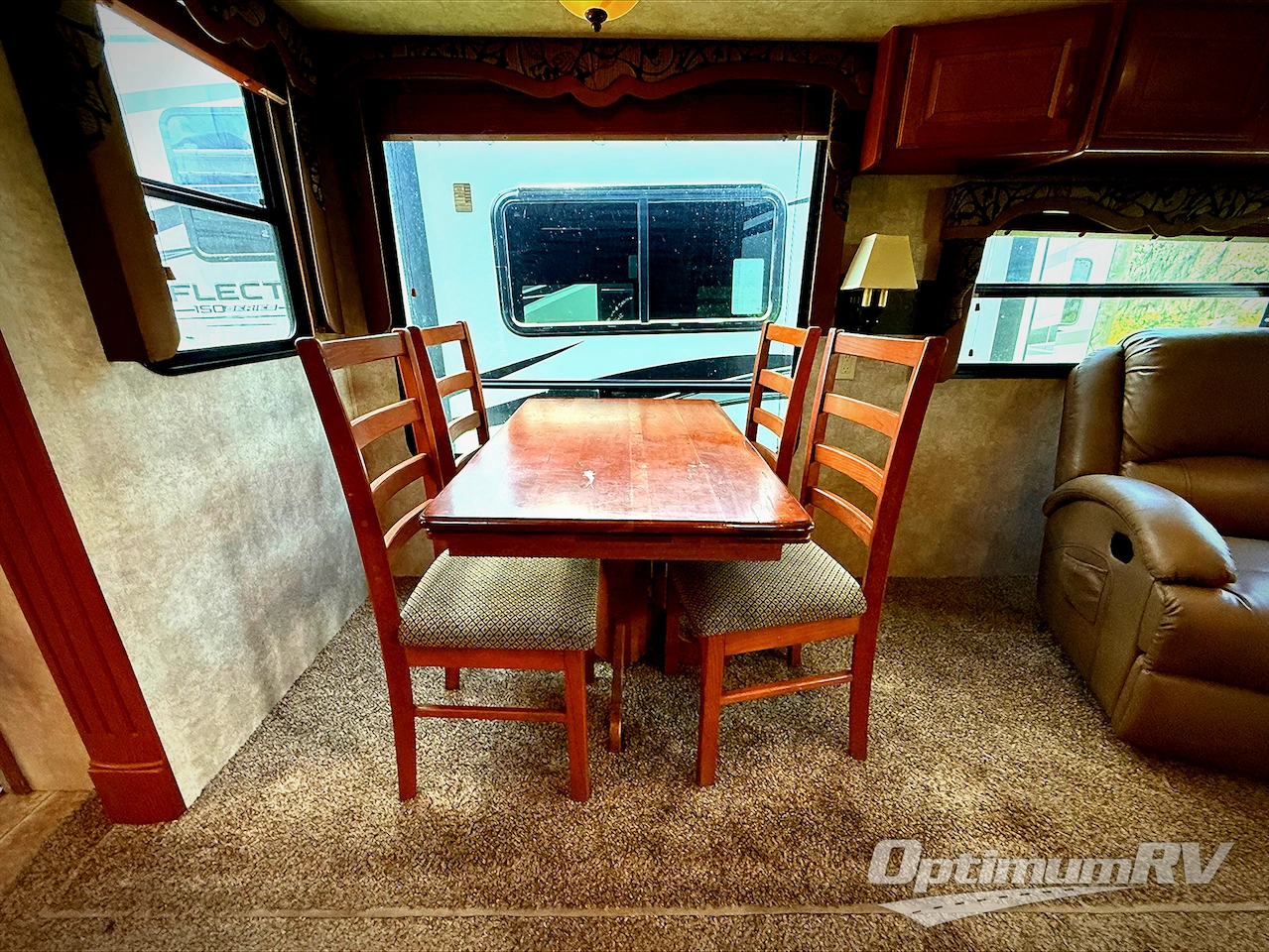 2013 Keystone Montana High Country 318RE Photo 7