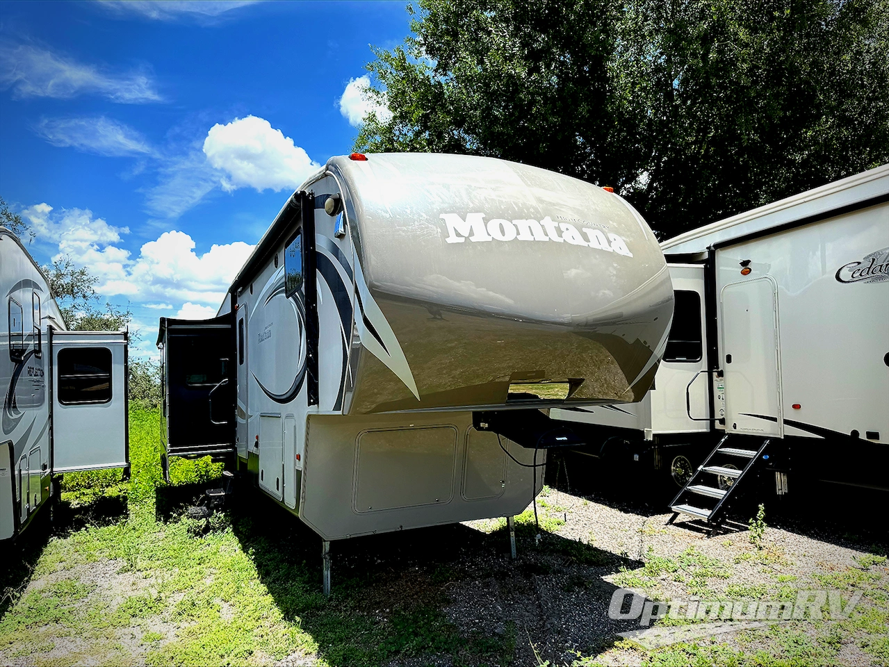 2013 Keystone Montana High Country 318RE Photo 1