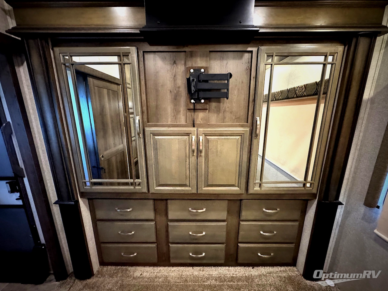 2018 Keystone Montana 3820FK Photo 18