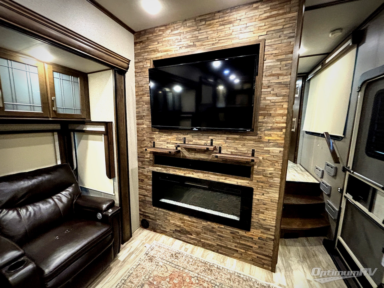 2020 Grand Design Solitude 390RK Photo 16