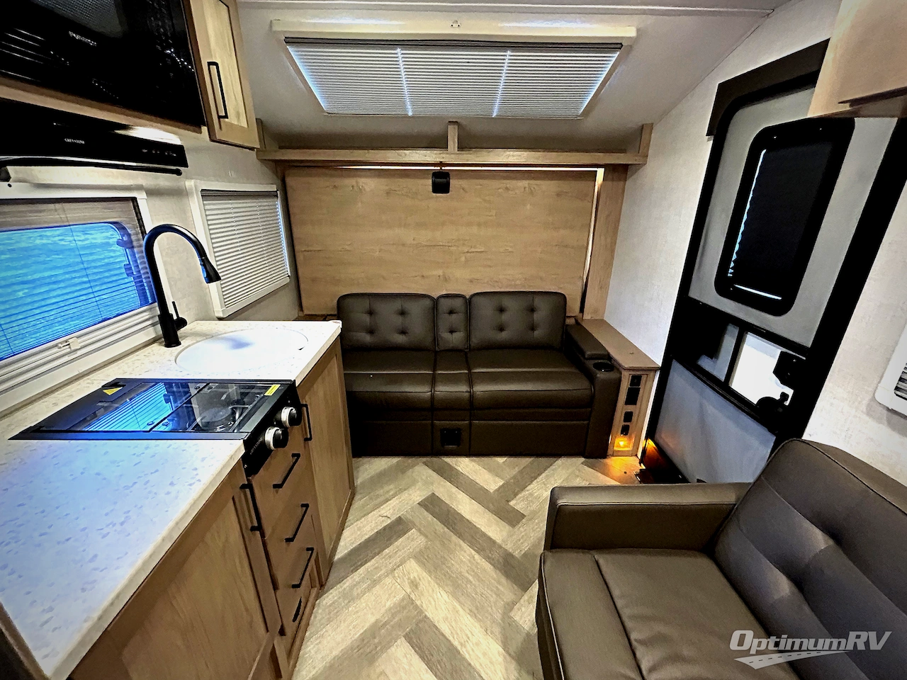 2022 Ember Overland Series 170MRB Photo 5