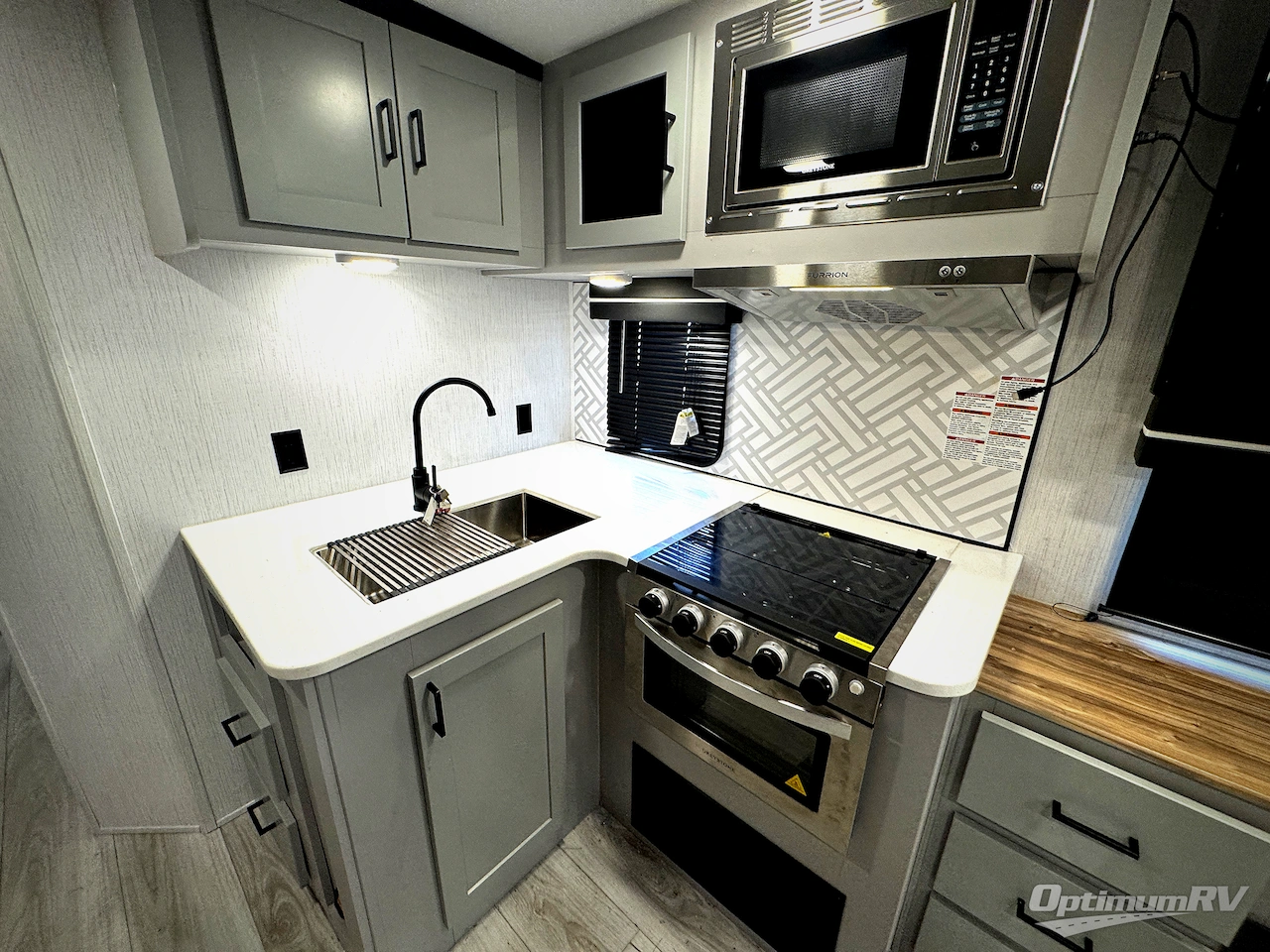 2023 Heartland North Trail 26RLX Photo 11