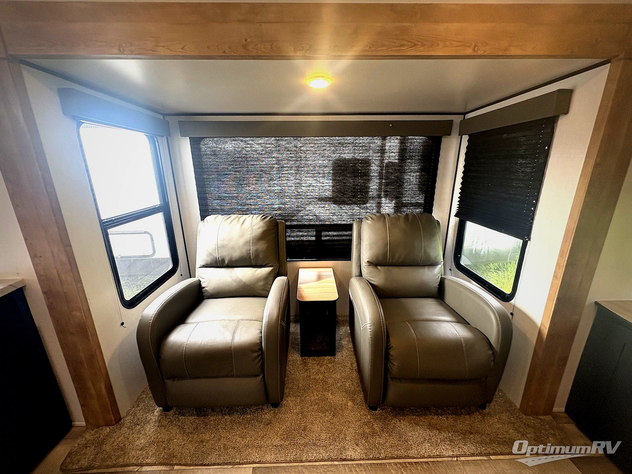 2023 Keystone Springdale 311RE Photo 6