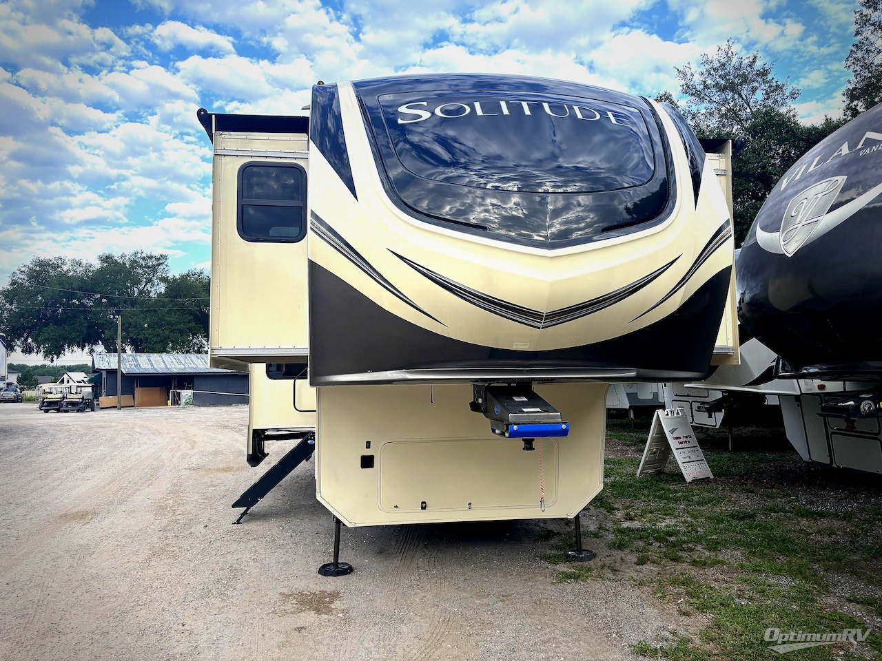2021 Grand Design Solitude 380FL Photo 1