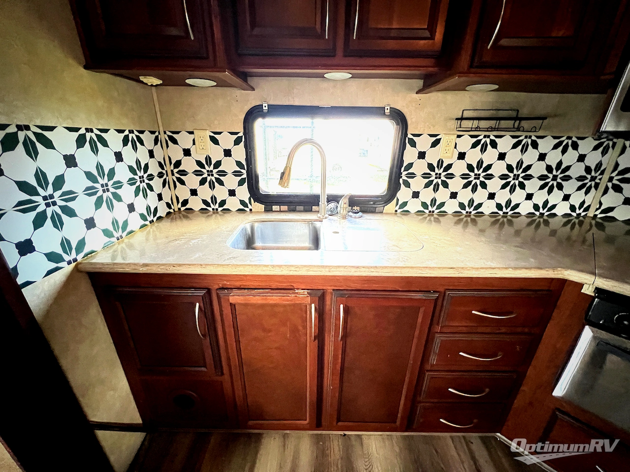 2015 Palomino Columbus F340RK Photo 11