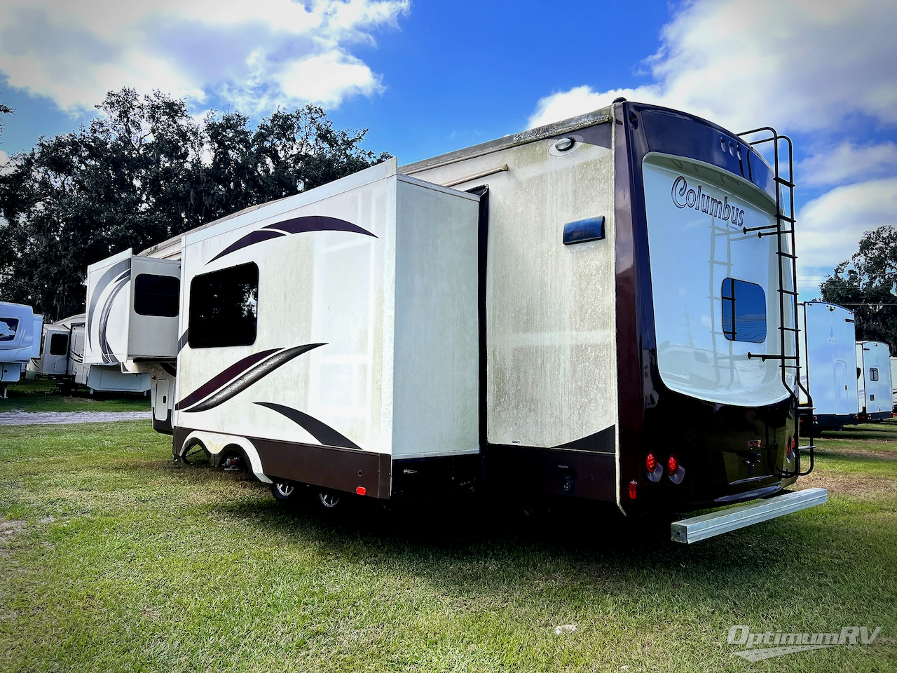2015 Palomino Columbus F340RK Photo 2