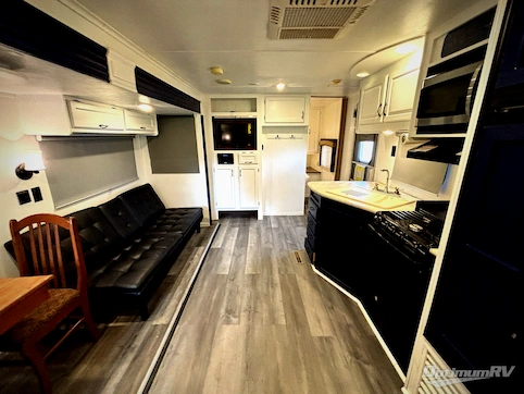 2014 Jayco Jay Flight 28BHBE RV Photo 2