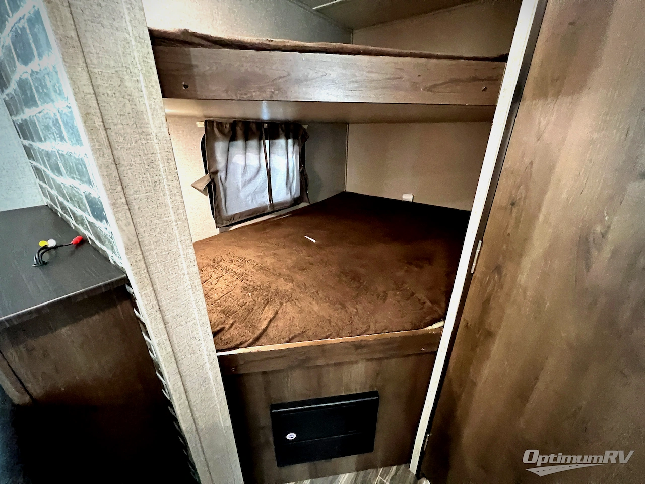 2019 Shasta Shasta 25RS Photo 14