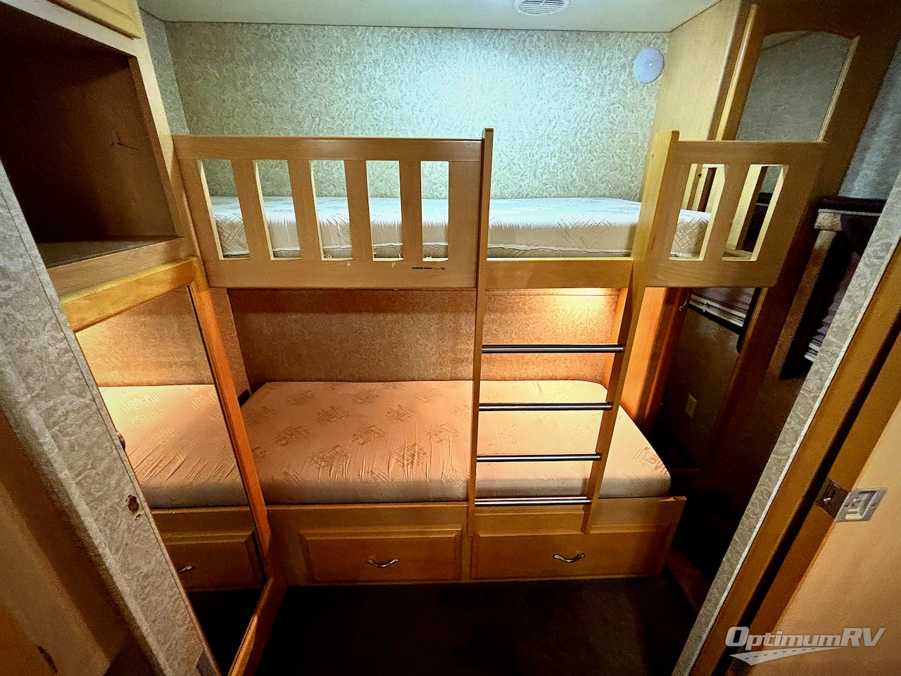 2007 Newmar Kountry Star KSCA 3762 Photo 22